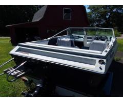 4 Winns boat